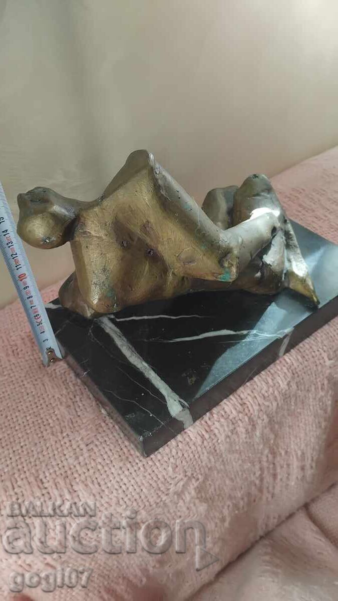 Masivă sculptură din bronz figurină - 5