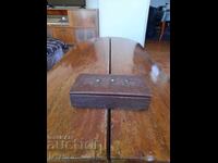 Παλιά δερμάτινη κοσμηματοθήκη