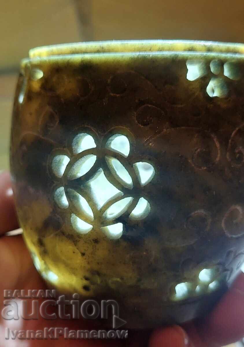 Παράδοση Κηροπήγιο από ορυκτό χαραγμένο για γνώστες