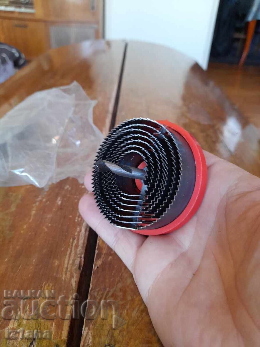 Livrarea Coroană de găurit veche, coroane de găurit, freze Wolfcraft