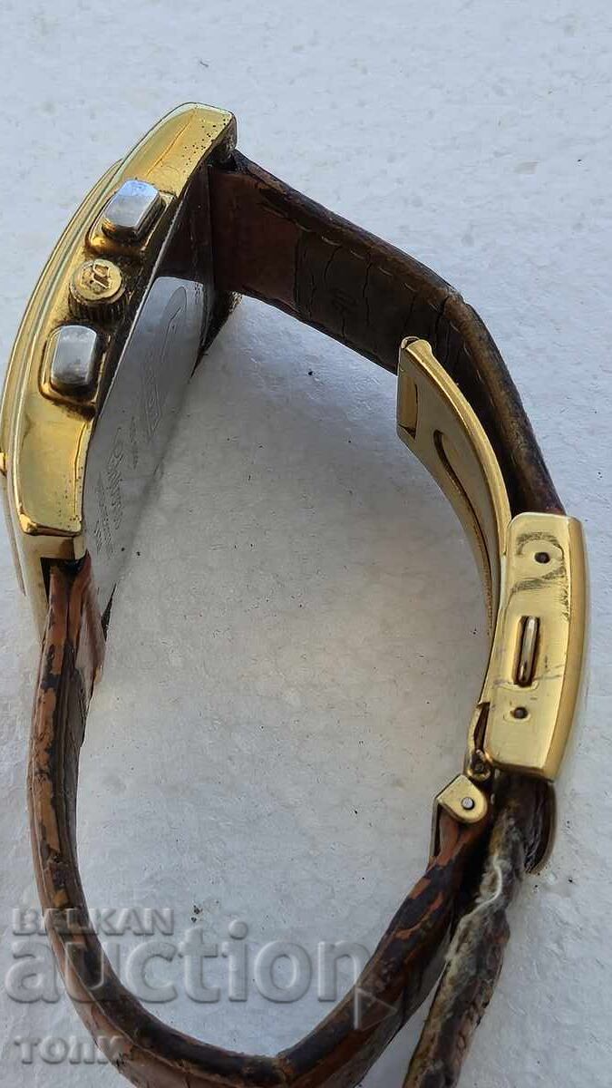 Livrarea REKORD CHRONOGRAPH QUARTZ SWISS MADE RAR NU ȘTIU DACĂ FUNCȚIONEAZĂ