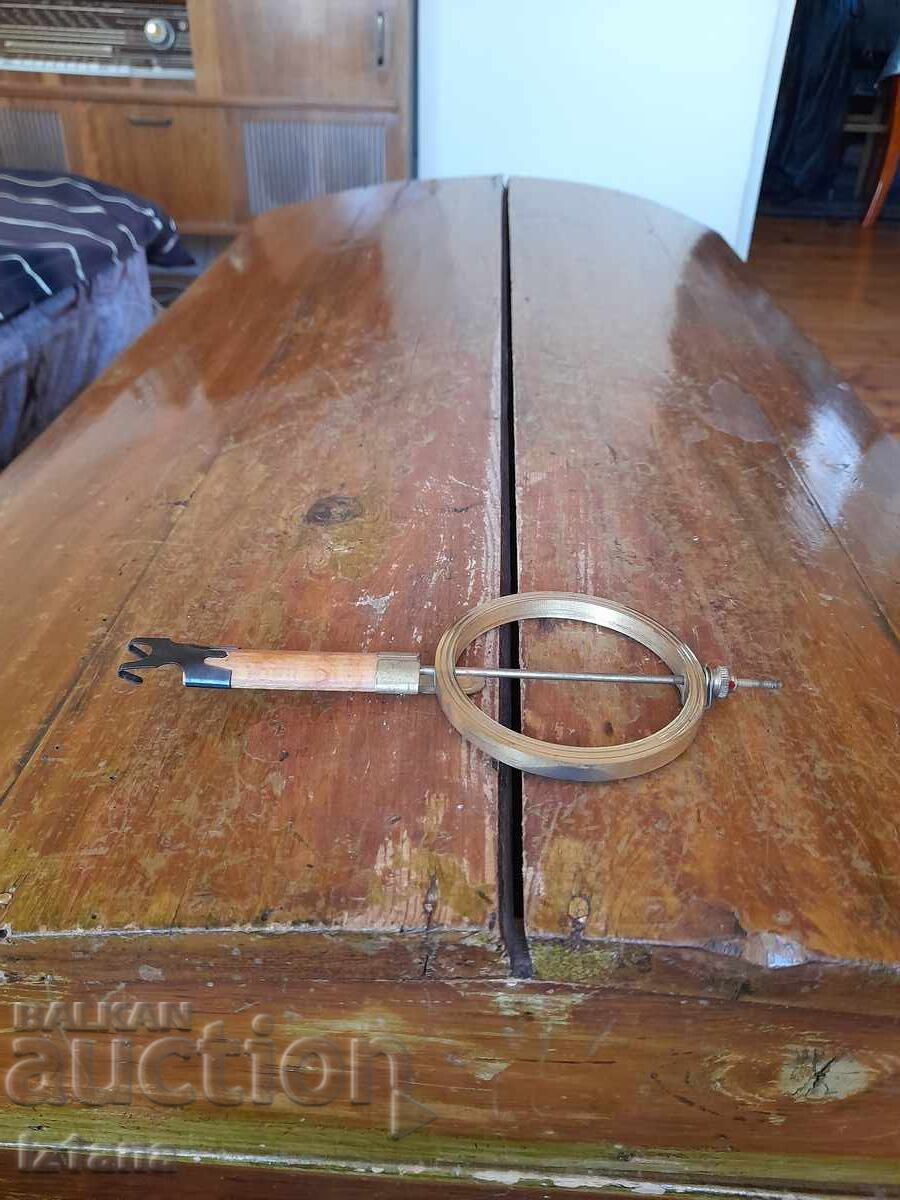 Παλιό εκκρεμές για ρολόι τοίχου