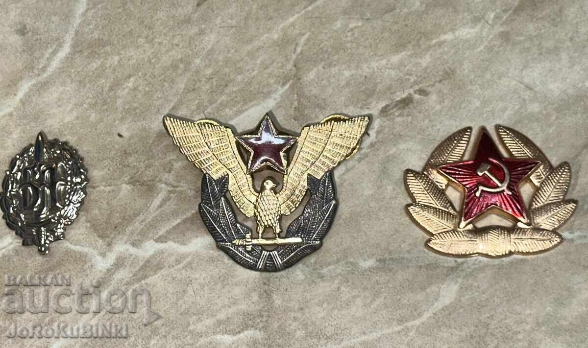 Lot de cocarde și monogramme — 3 bucăți