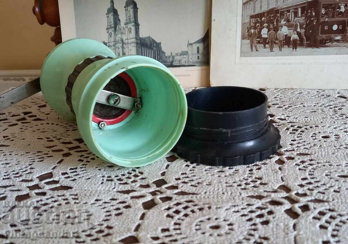 Livrarea Râșniță de cafea, VMZ Sopot, funcțională