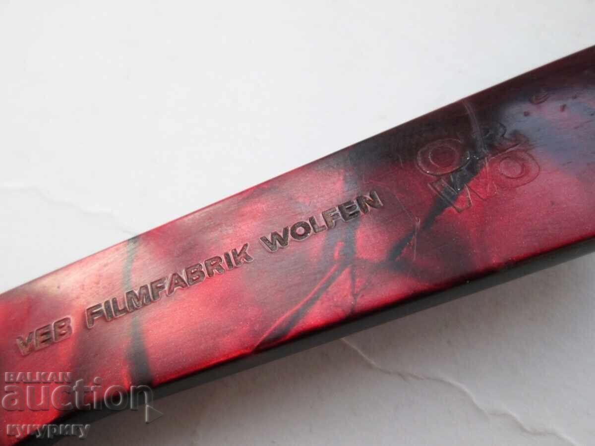 Veche lupă germană celuloid ORWO pe Pentacon RDG cu preț € 30.00 | 58.67 BGN Veche lupă germană celuloid ORWO pe Pentacon RDG cu preț € 30.00 | 58.67 BGN