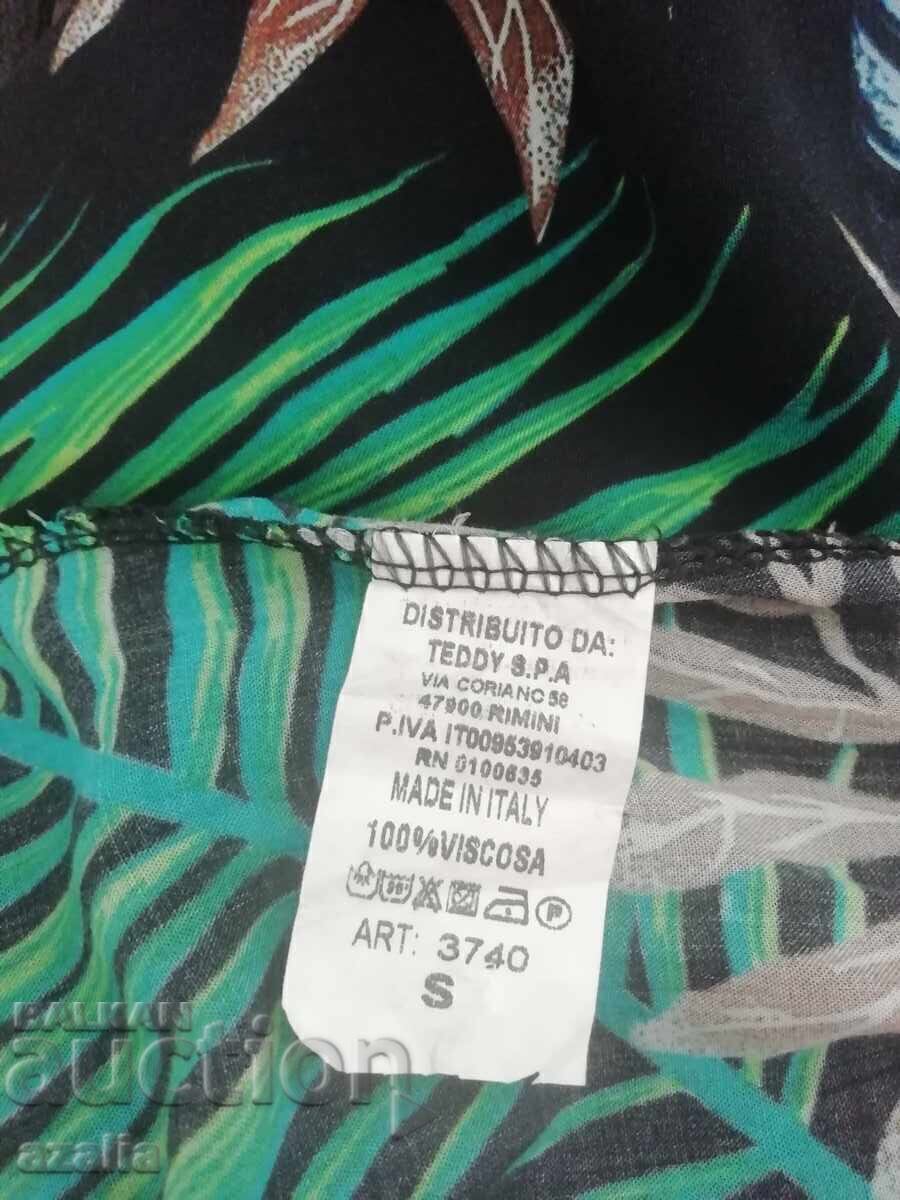 Livrarea Rochie de vară originală cu șort