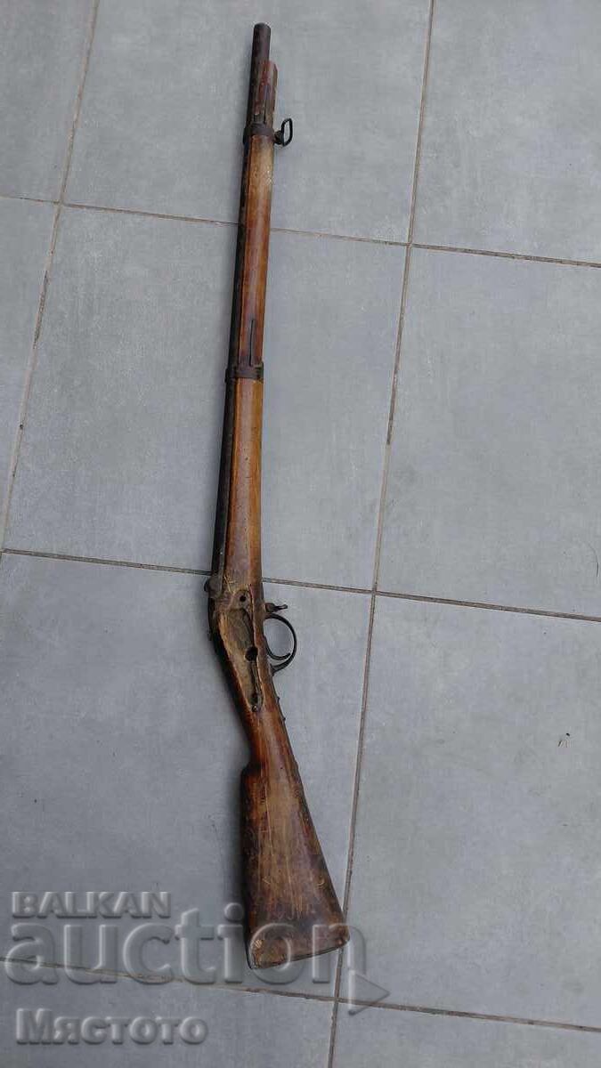 Pistol vechi fără mecanism