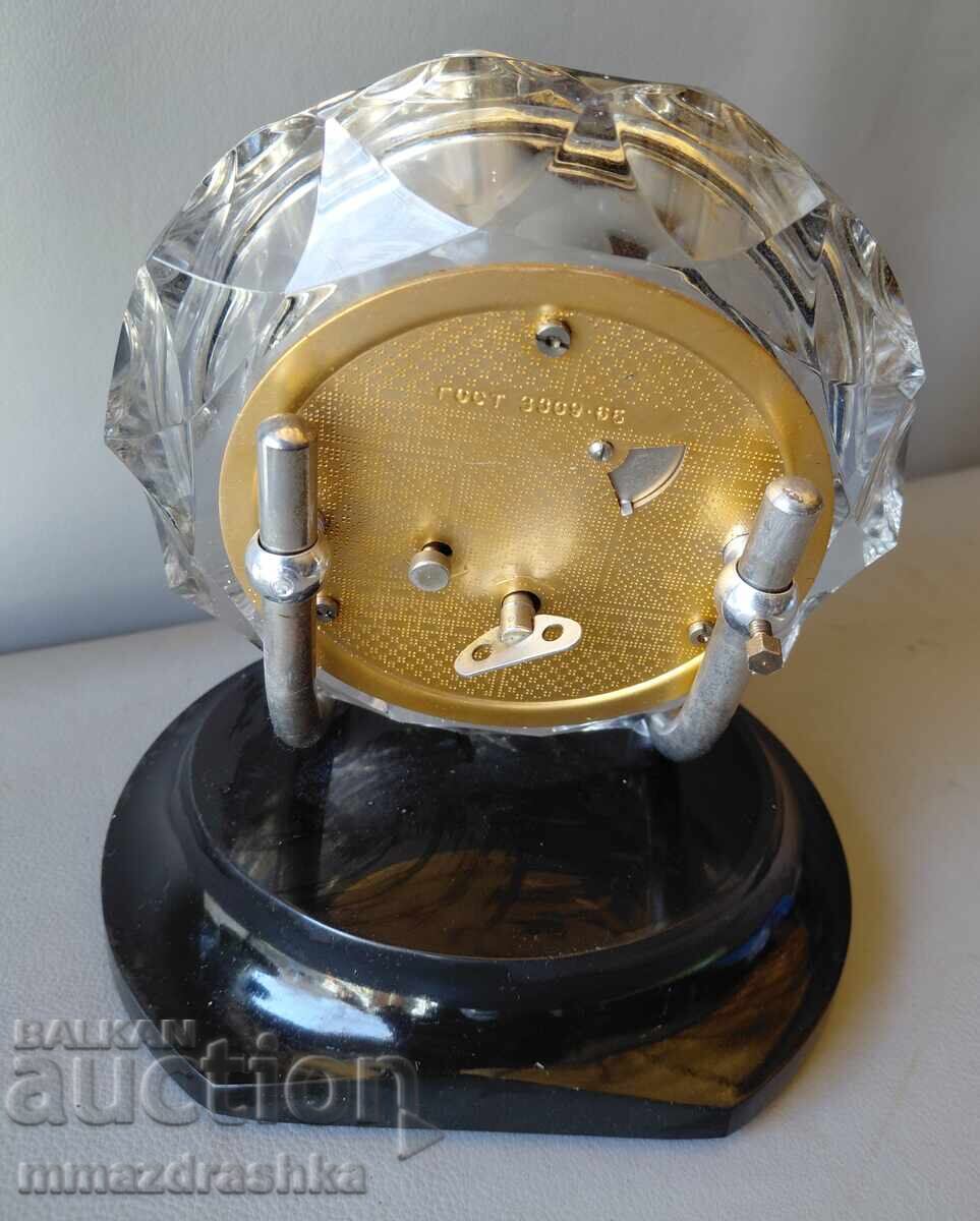 Livrarea Ceas de masă din sticlă Beacon