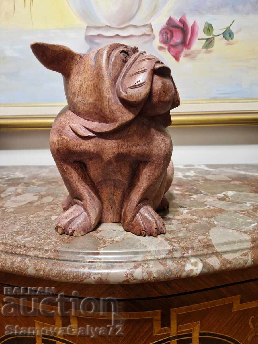 Delivery of Beautiful antique wooden English figure figurine