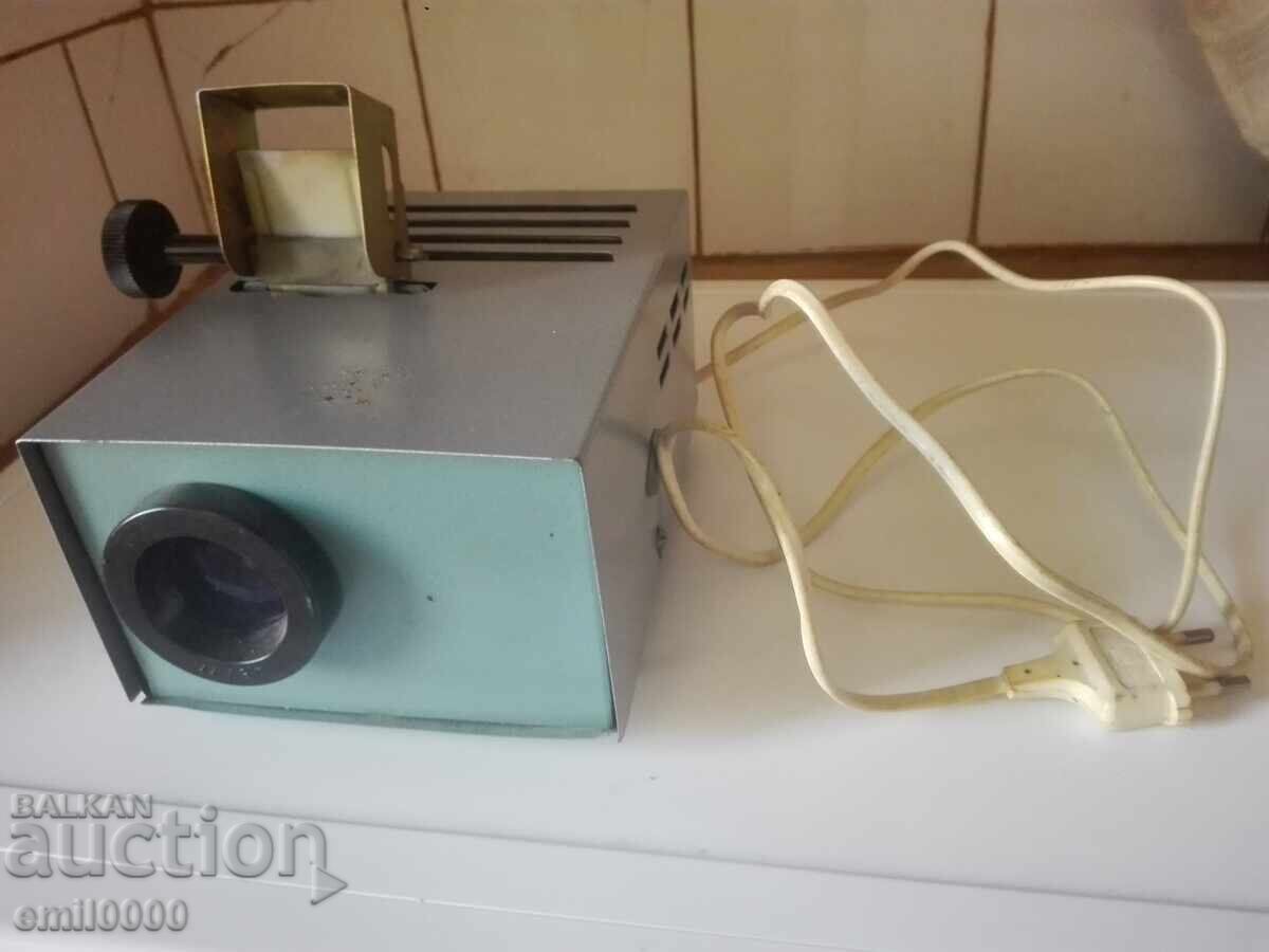 Προβολέας (διαφάνειες)