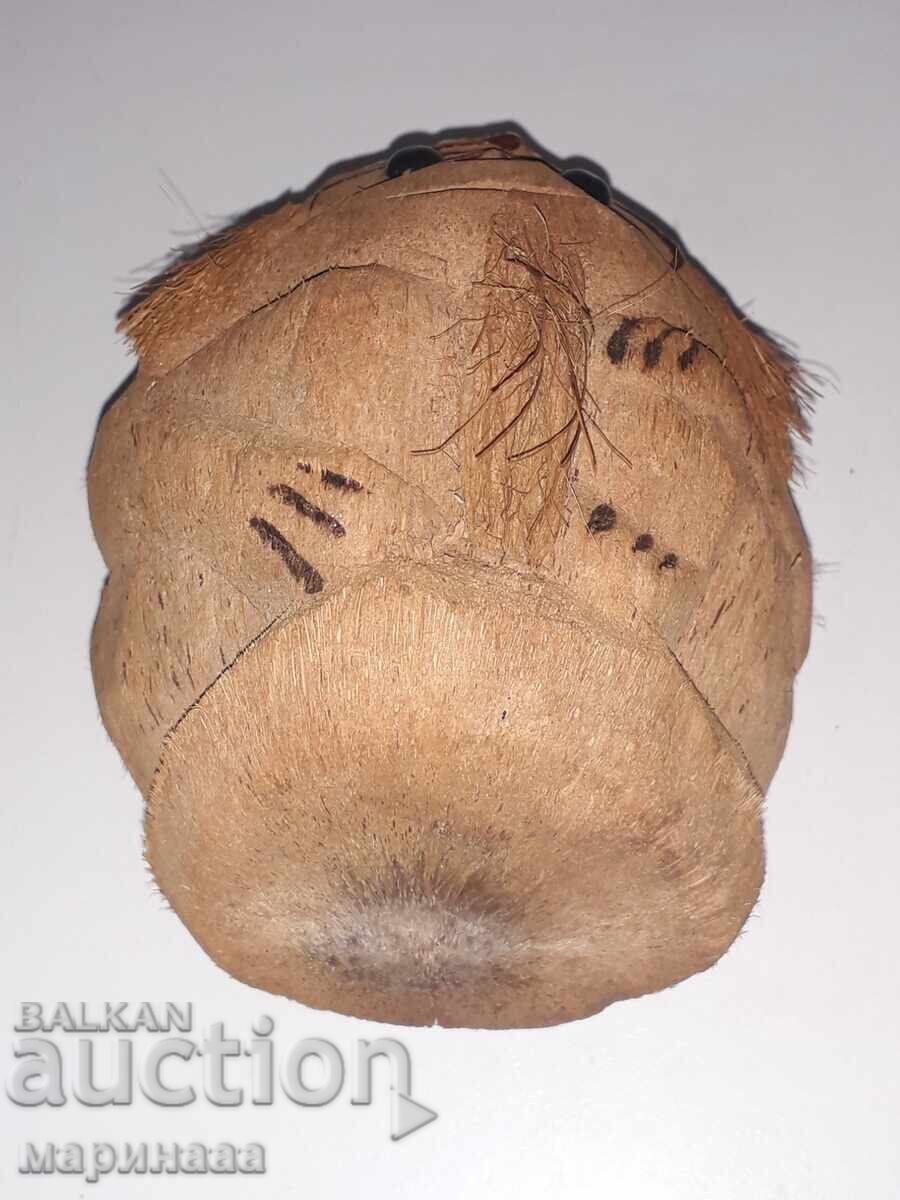 MAIMUȚĂ DIN NUCĂ DE COCOS - 6 MAIMUȚĂ DIN NUCĂ DE COCOS - 6