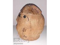 MAIMUȚĂ DIN NUCĂ DE COCOS