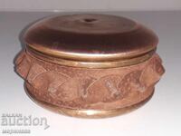 CUTIE VECHE. MIERE, PIELE. BG