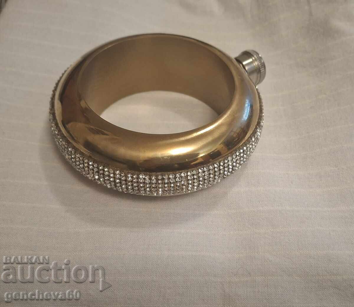 Гривна-термос златно тониран и кристали Гривна-термос златно тониран и кристали