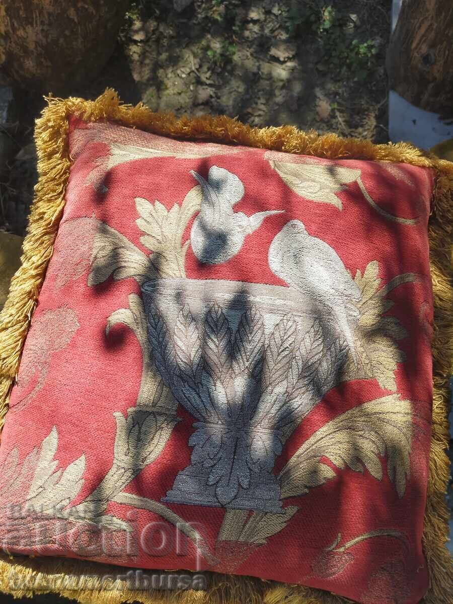 Licitație Perna decorativa Licitație Perna decorativa