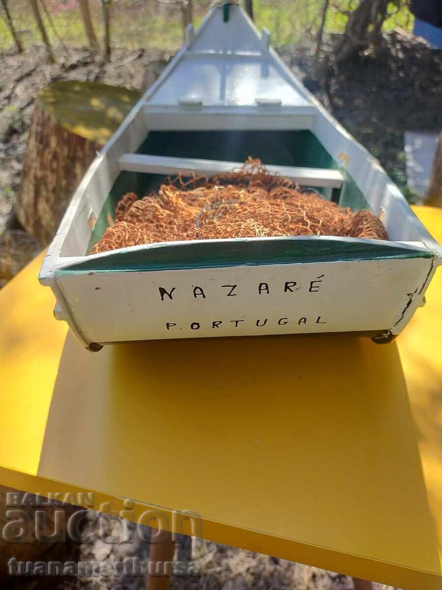 Licitație Barcă din lemn