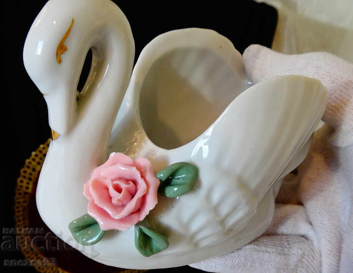 Lebădă figurină porțelan, bijutieră cu trandafiri, aur - 6