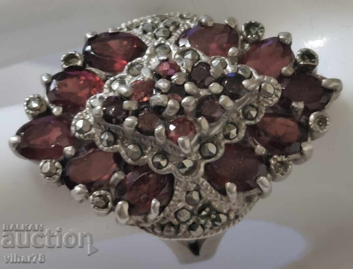 Inel de argint cu preț € 167.99 | 328.56 BGN Inel de argint cu preț € 167.99 | 328.56 BGN