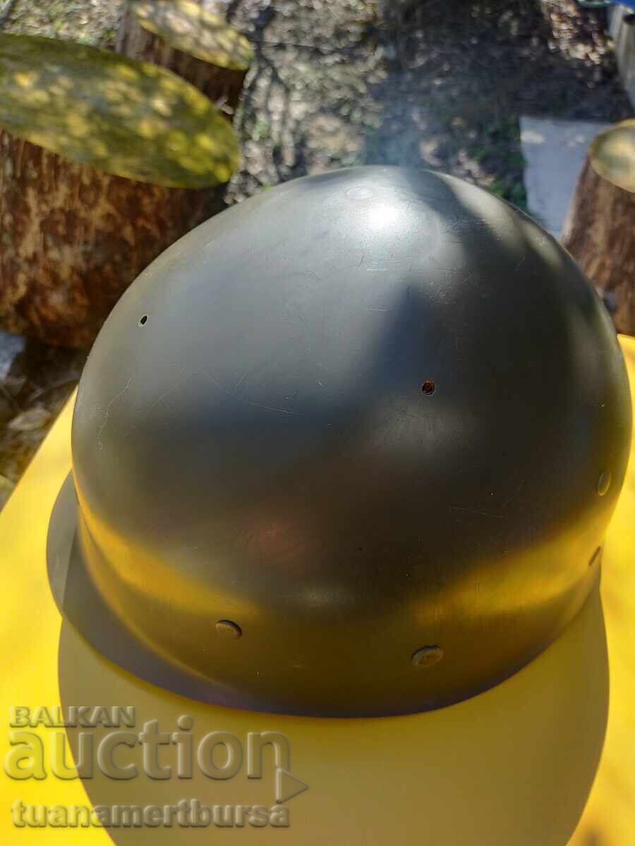 Casca militară cu preț € 12.00 | 23.47 BGN