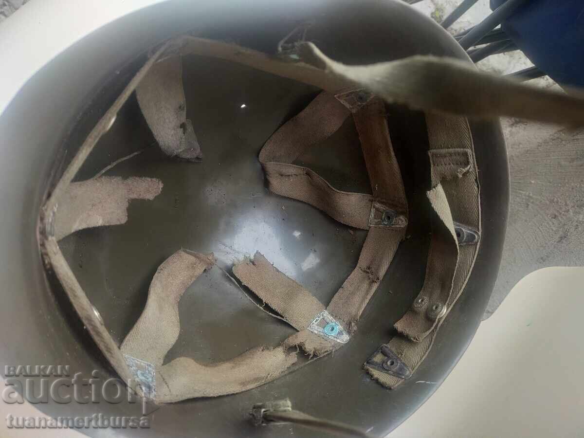 Παράδοση Στρατιωτικό κράνος