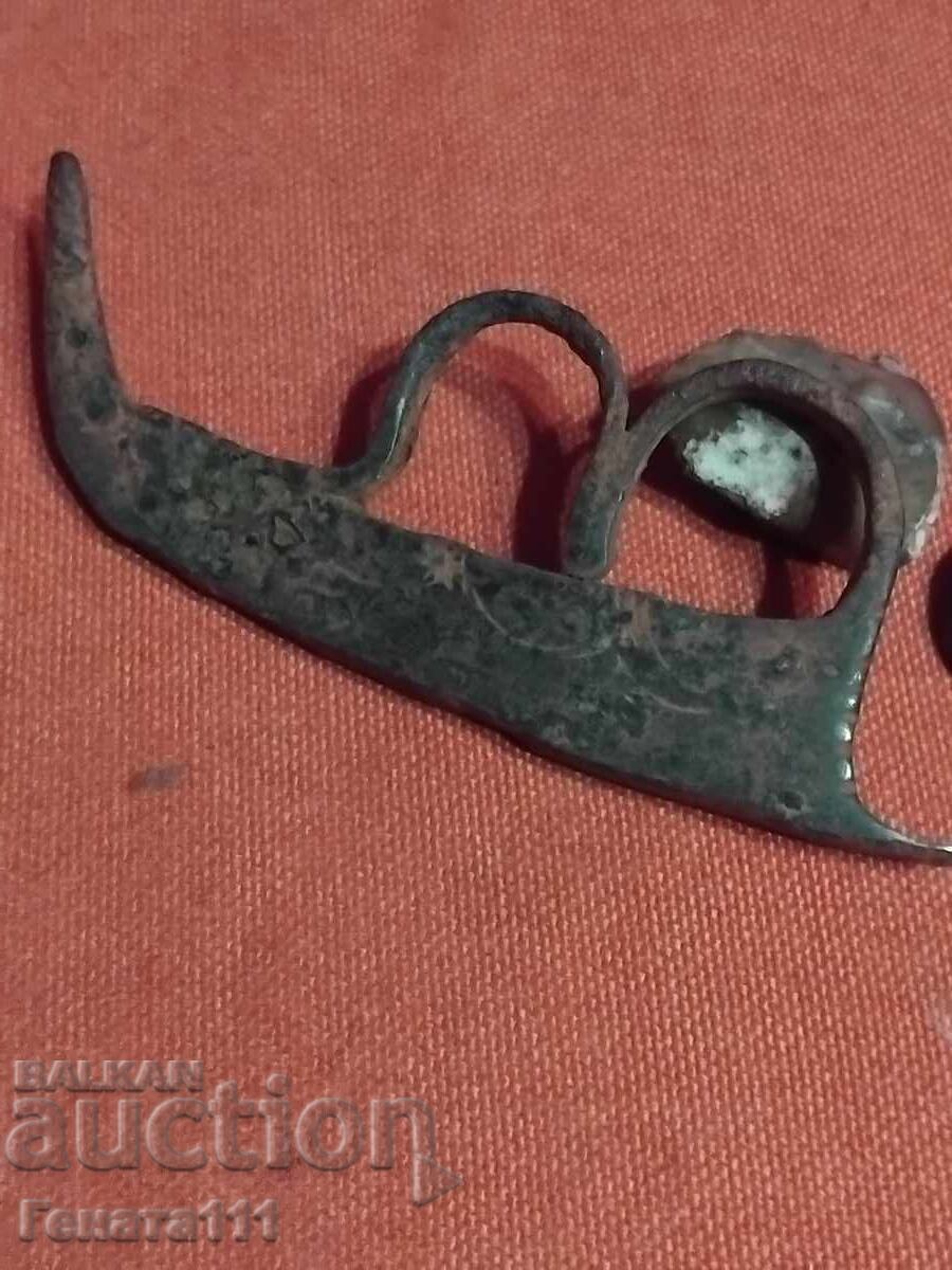 Παλιά σιδερένια πυρόλιθα πυρόλιθος με τιμή € 25.00 | 48.90 BGN Παλιά σιδερένια πυρόλιθα πυρόλιθος με τιμή € 25.00 | 48.90 BGN