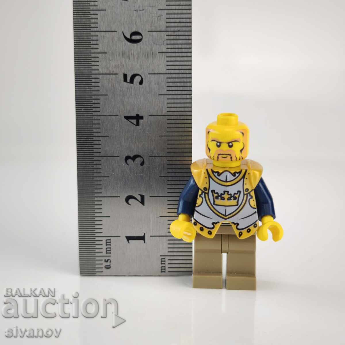 LEGO Kingdoms Mini figure of King Lion Knight #6320 - 6
