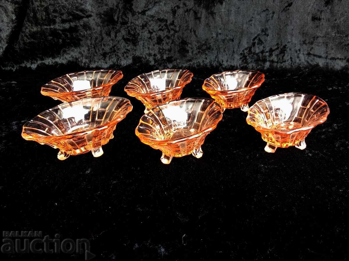 Cumpărături cehoslovace în stil Art Deco de R. Schröter, anii '30 Cumpărături cehoslovace în stil Art Deco de R. Schröter, anii '30