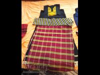 Αυθεντική βασιλική ρόμπα, ζώνη και ποδιά