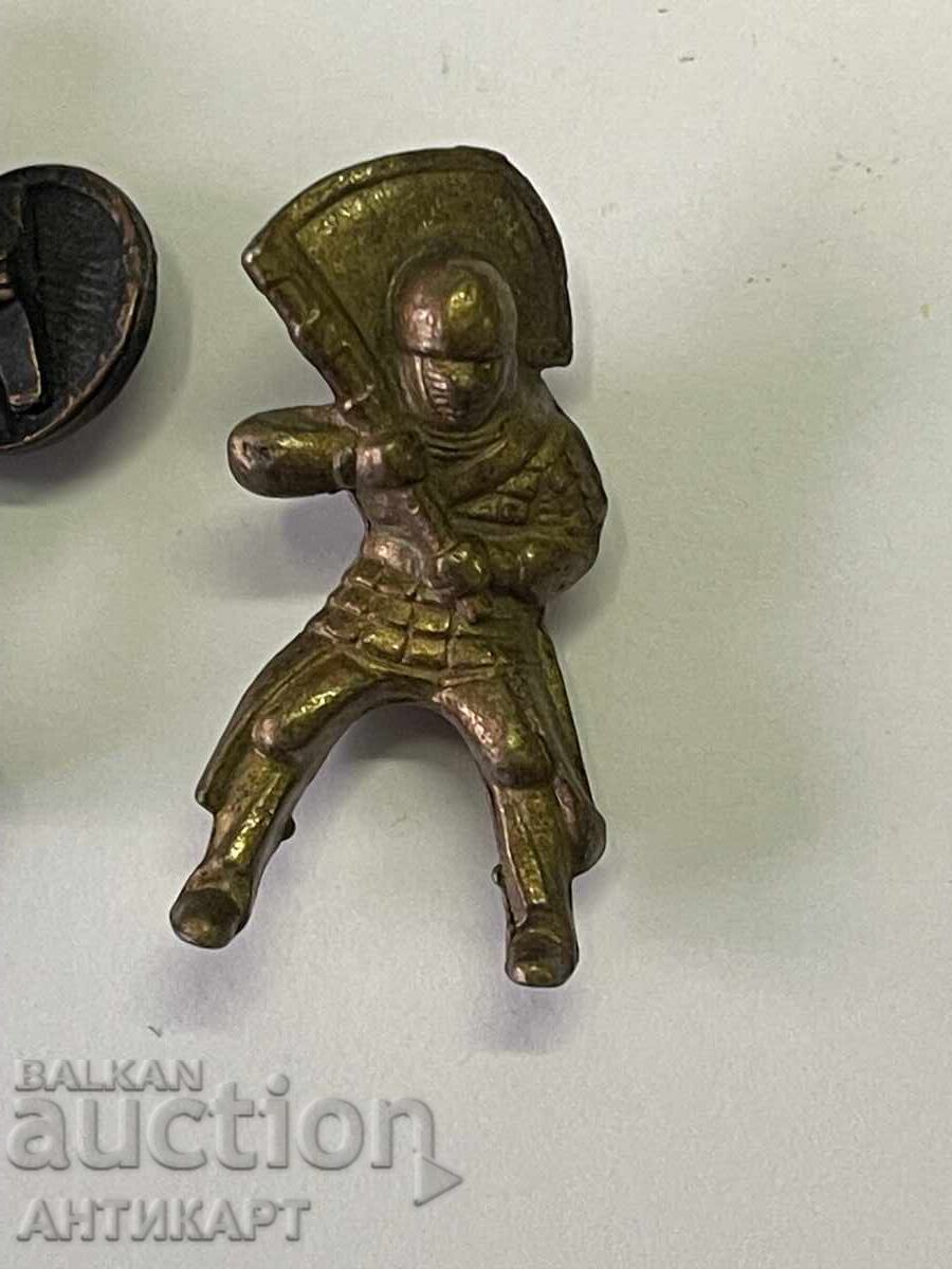 Παράδοση Kinder στρατιωτάκια 9 τεμάχια