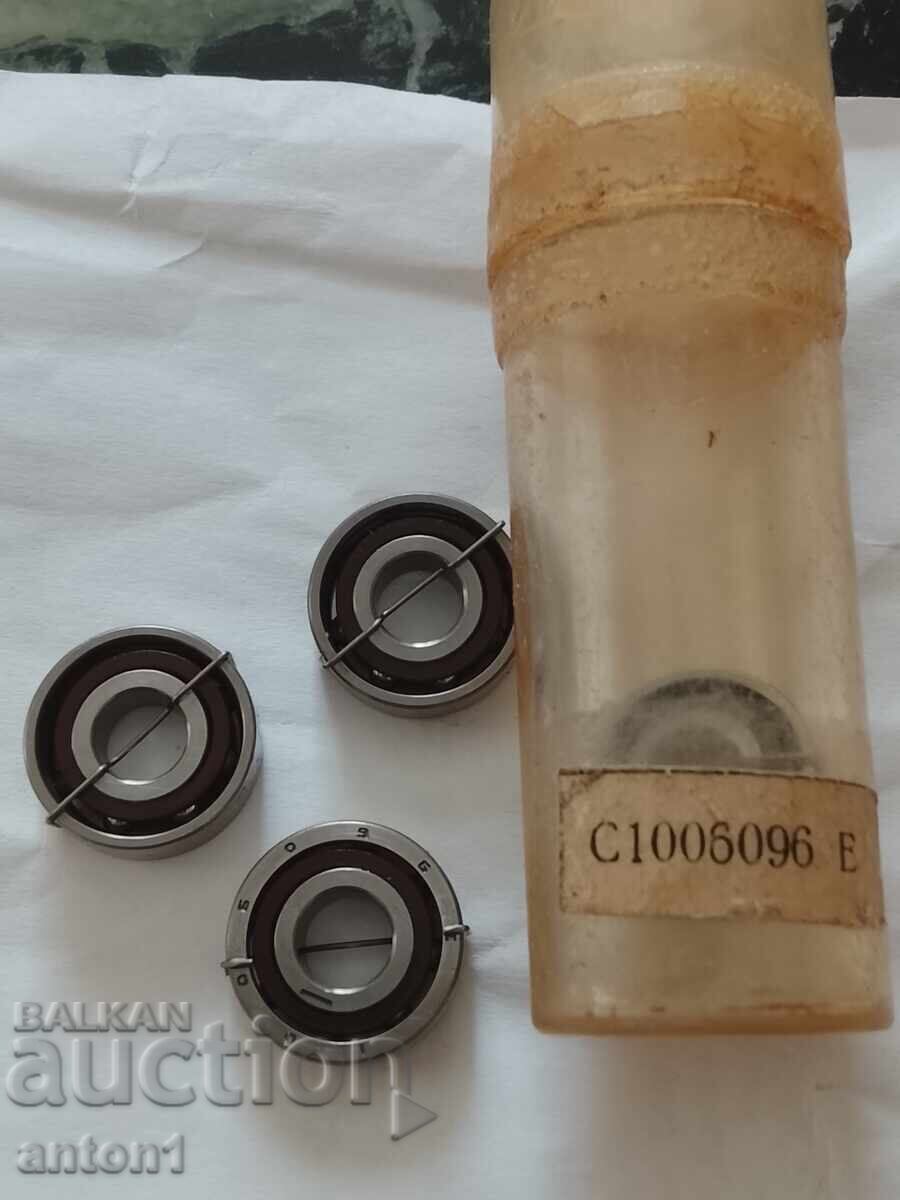 Licitație 4 buc. rulmenți noi Licitație 4 buc. rulmenți noi