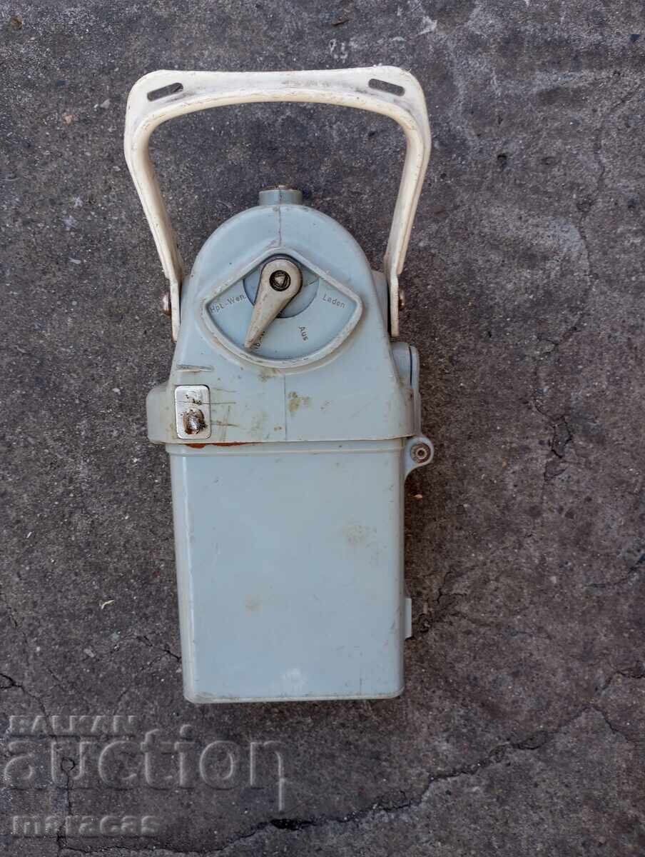 Licitație Lanternă veche de călătorie feroviară