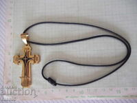 Кръст метален с плетен носач