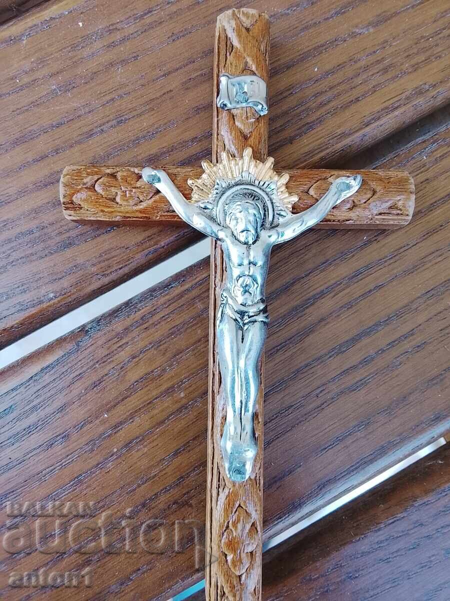 Licitație Cruce