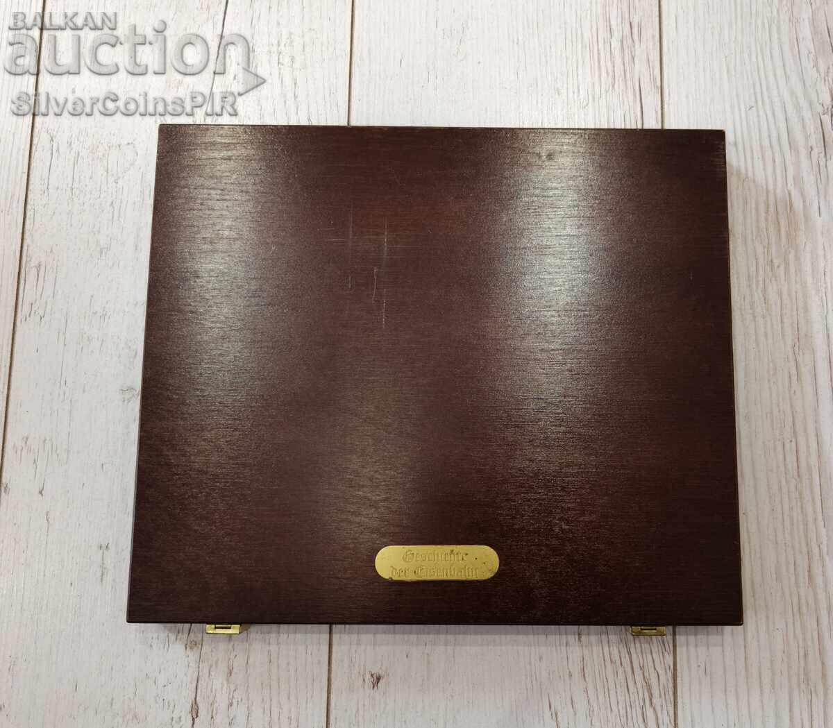 Μεγάλο Κουτί για 12 νομίσματα με τιμή € 26.00 | 50.85 BGN Μεγάλο Κουτί για 12 νομίσματα με τιμή € 26.00 | 50.85 BGN