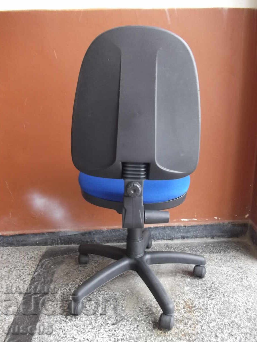 Παράδοση Καρέκλα γραφείου - 12