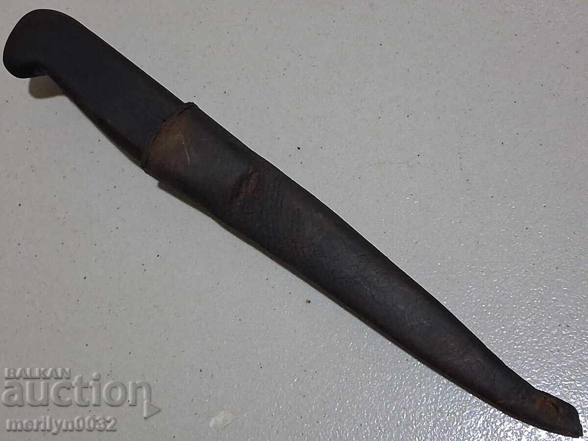 Star bŭlgarski nozh s kozhena kaniya ostrie - 6 Star bŭlgarski nozh s kozhena kaniya ostrie - 6