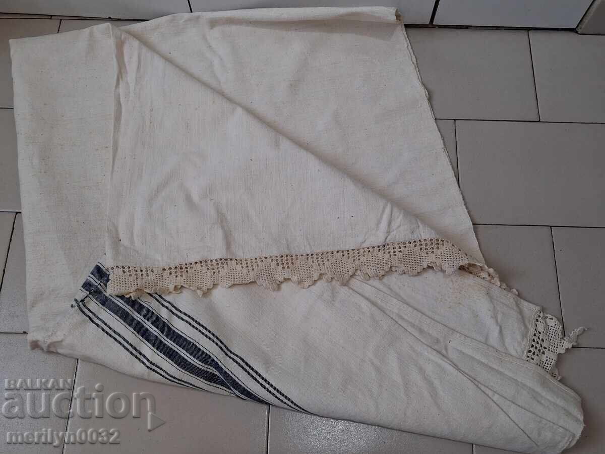 Παράδοση Παλιό χειροποίητο σεντόνι με δαντέλα 30s