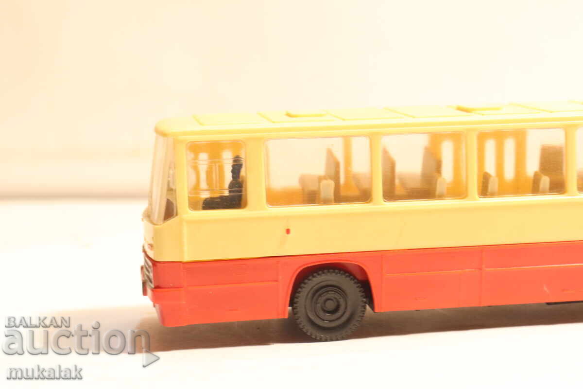 BERLINPLAST?? H0 1/87 IKARUS bus model with price € 10.00 | 19.56 BGN