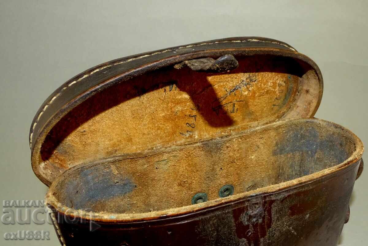 Old leather box case for binoculars - 6