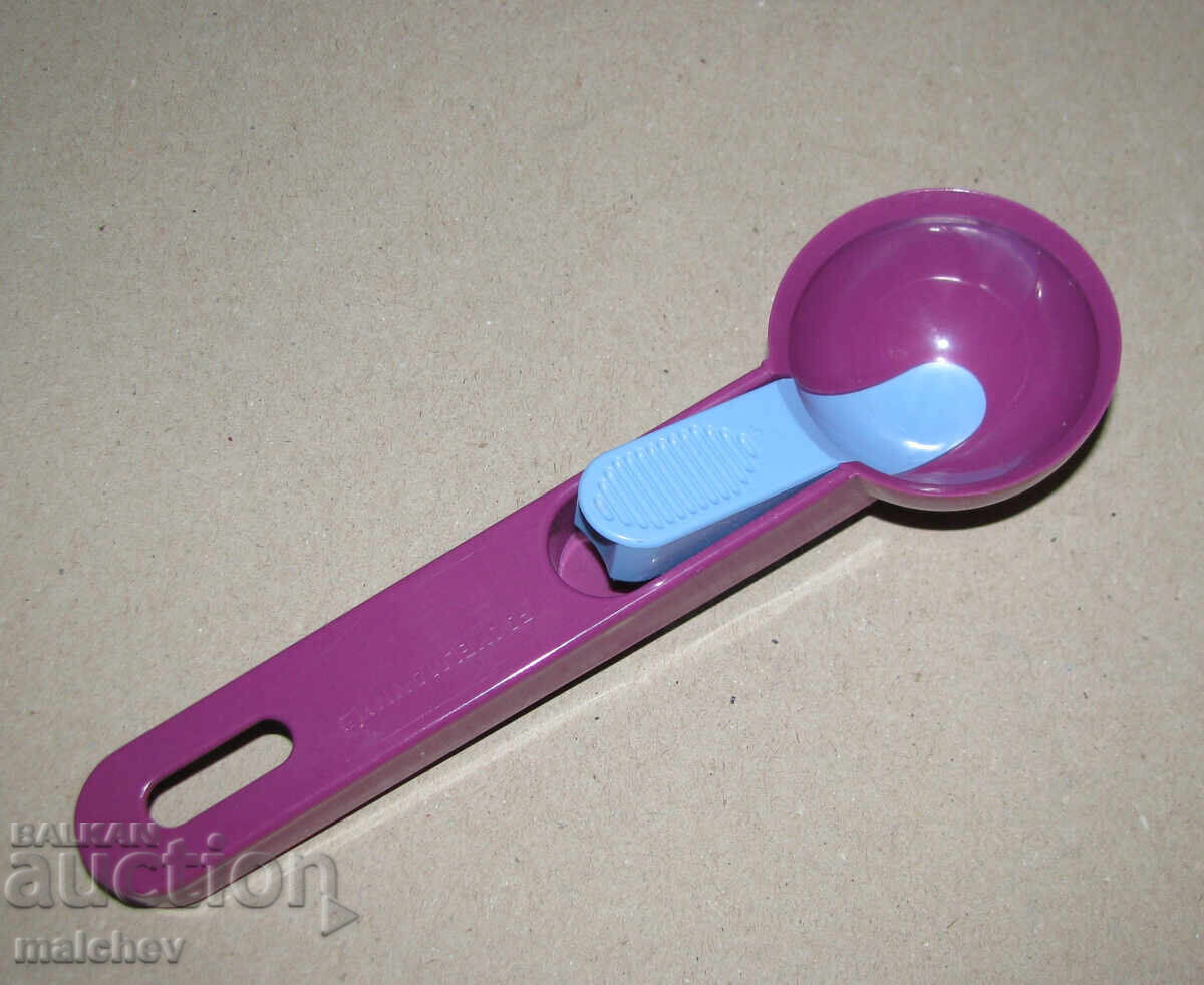 Fackelmann, lingură de plastic pentru orez și înghețată, excelentă cu preț € 1.00 | 1.96 BGN Fackelmann, lingură de plastic pentru orez și înghețată, excelentă cu preț € 1.00 | 1.96 BGN