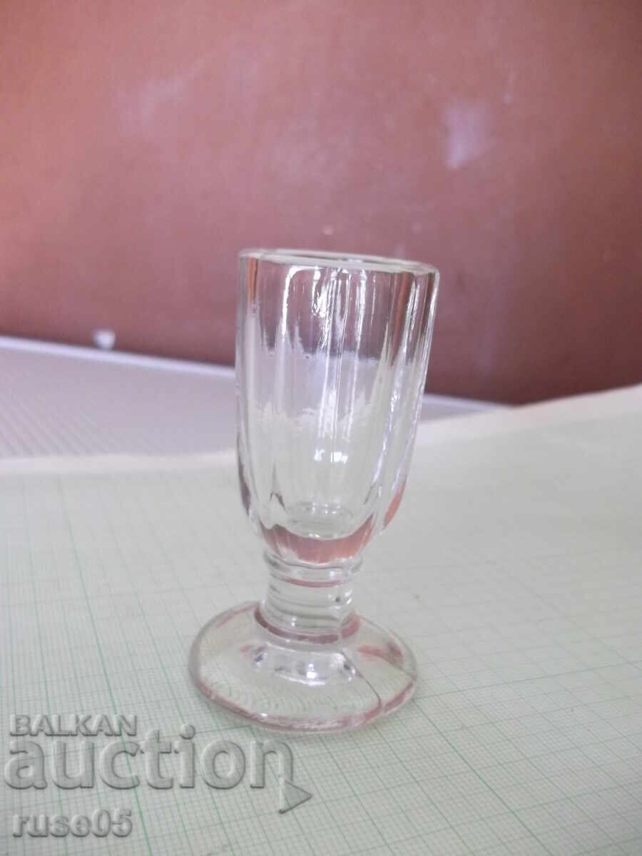 O ceașcă de sticlă - 5