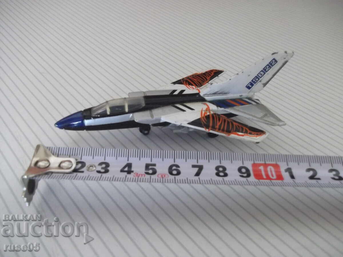 Avion "TORNADO - SB-22" metalic