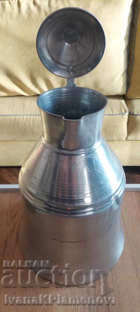 Livrarea Sŭd za technosti gyum aluminiĭ za tseniteli