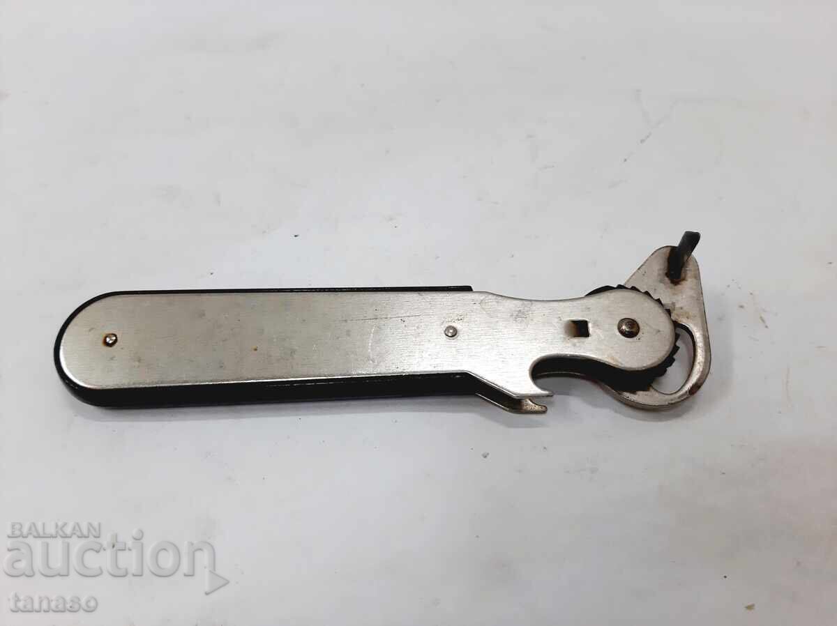 Livrarea Deschizător vechi de conserve VMZ Sopot (2.3)