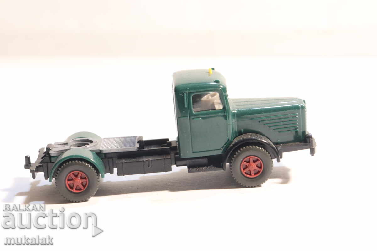 WIKING HO 1/87 AUTOCAR CAMION TRACTOR MODEL - 5 WIKING HO 1/87 AUTOCAR CAMION TRACTOR MODEL - 5