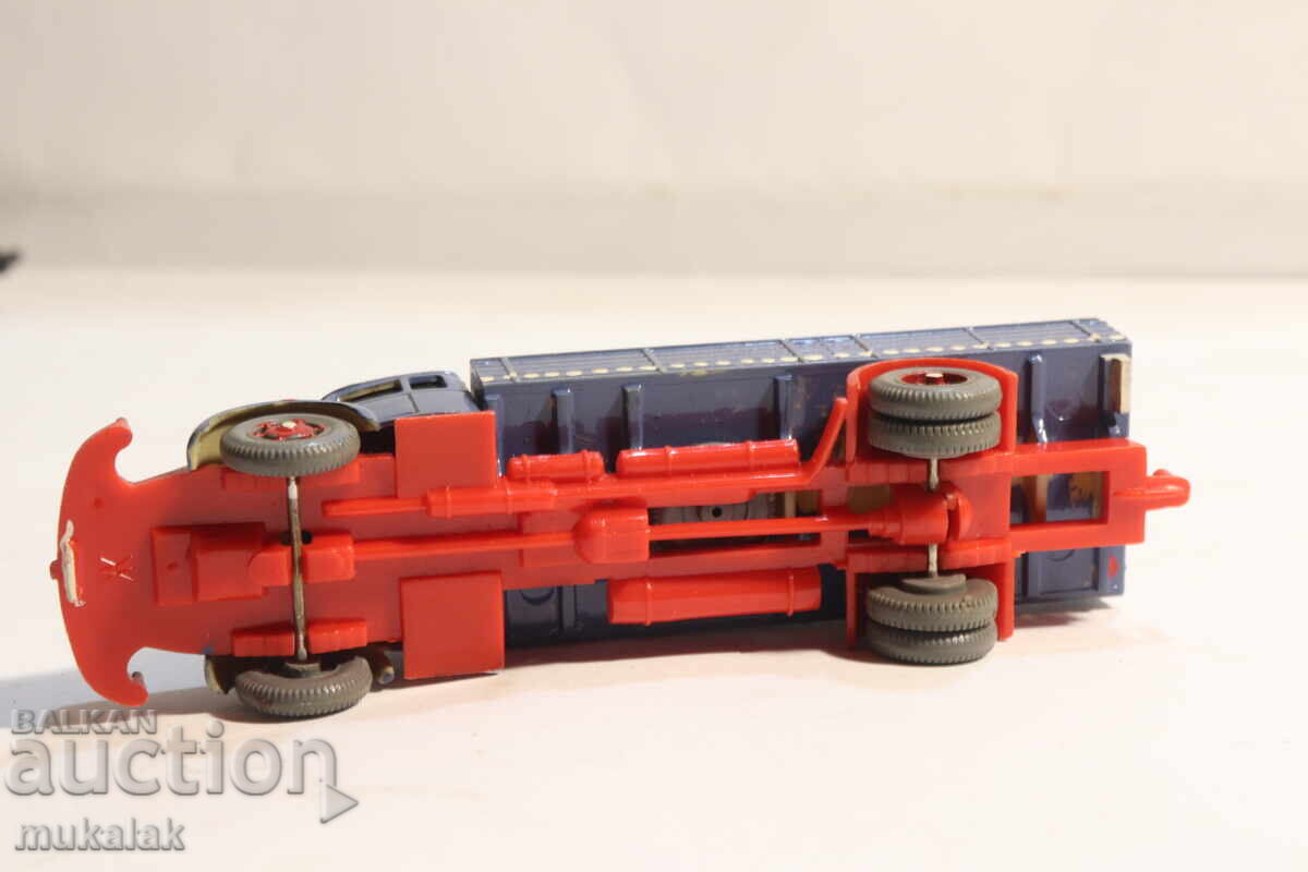 WIKING HO 1/87 AUTOCAR CAMION TRACTOR MODEL - 7