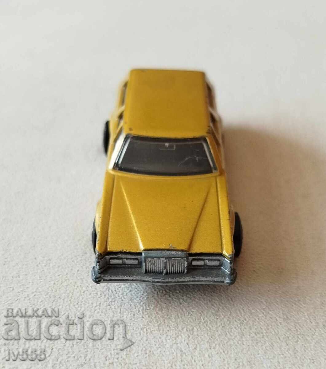 VÂND CĂRUCIOR METALIC - MATCHBOX BULGARIA/COUGAR VILLAGER cu preț € 70.00 | 136.91 BGN