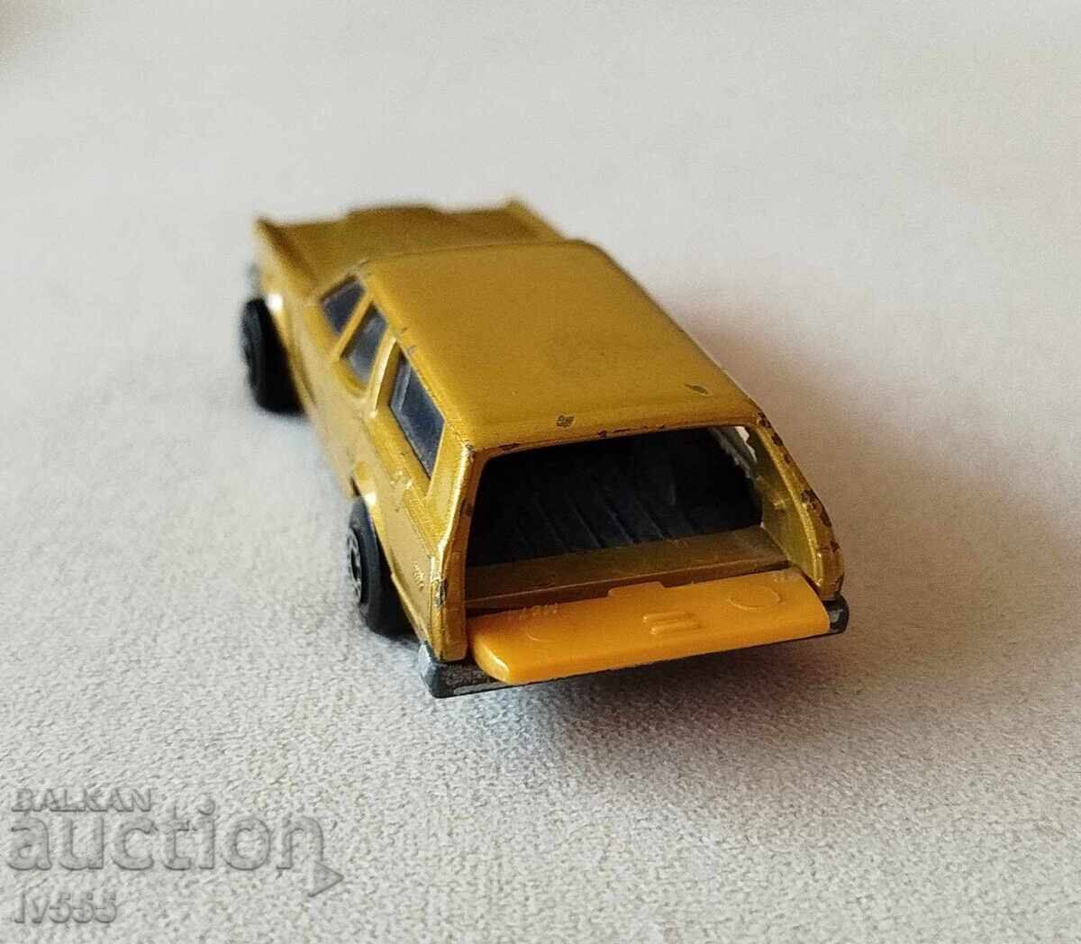 Livrarea VÂND CĂRUCIOR METALIC - MATCHBOX BULGARIA/COUGAR VILLAGER