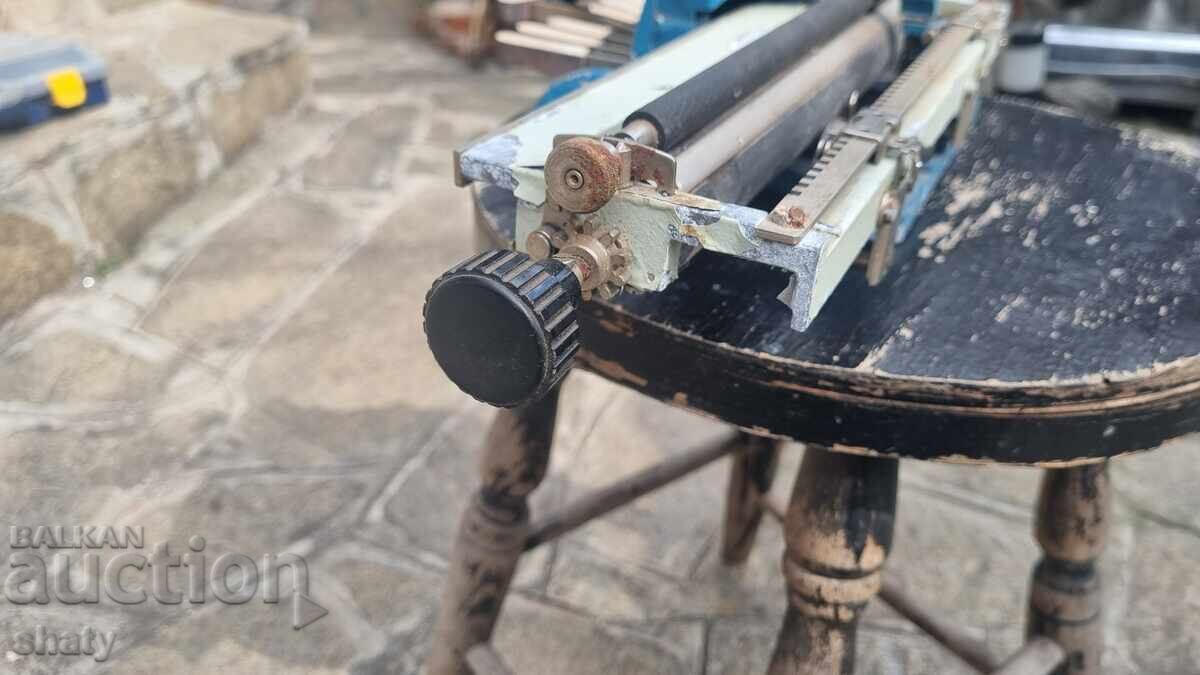 Mașină de scris Braille. Mașină de scris pentru nevăzători - 5