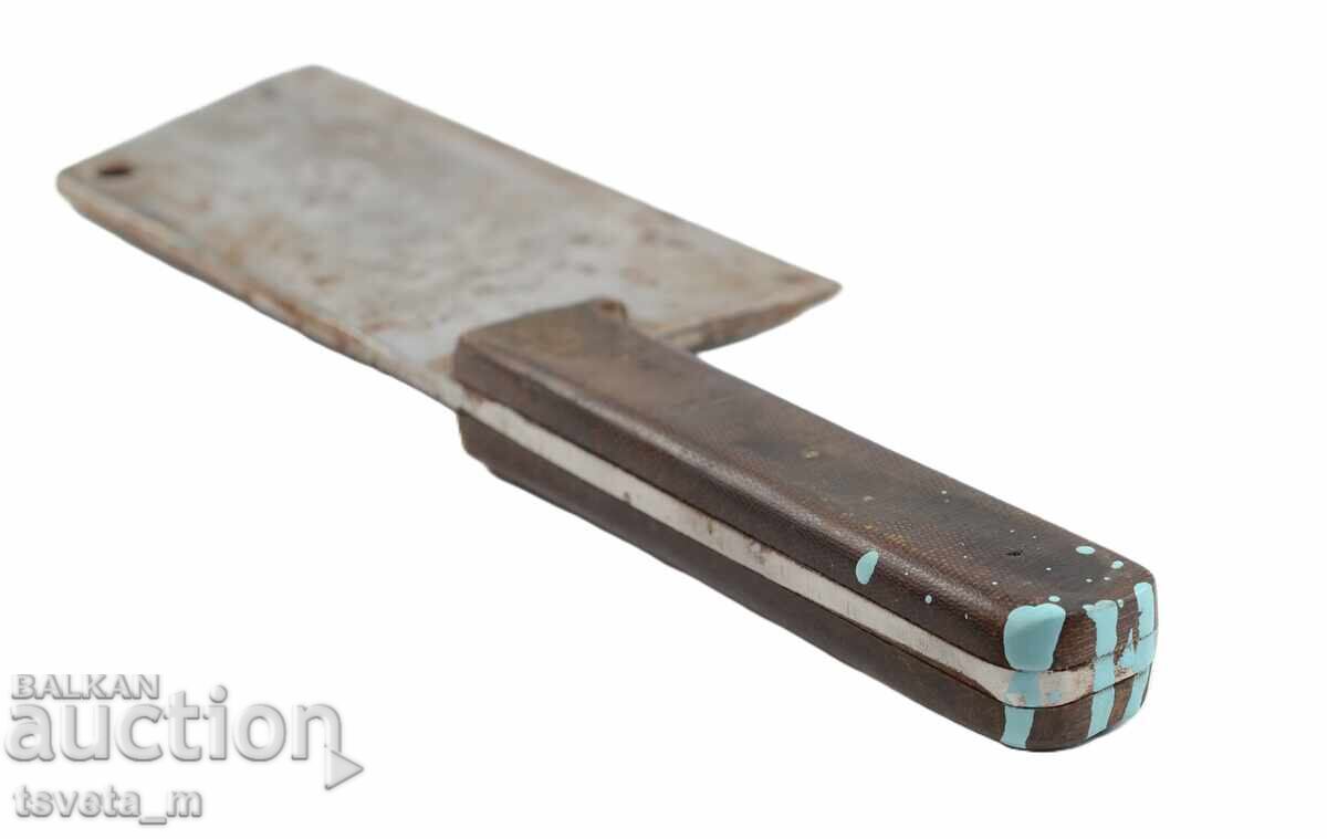 Delivery of Antique cleaver knife tool